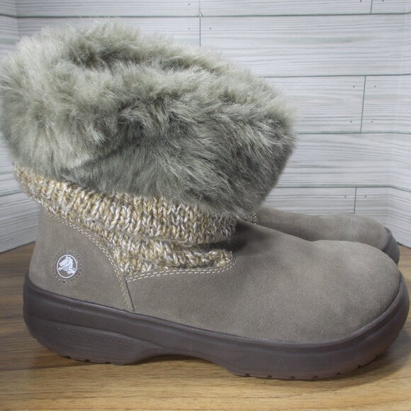 Crocs Cozycrocs Women's Size 11 Faux Fur Suede Sweater Boots - Picture 1 of 5